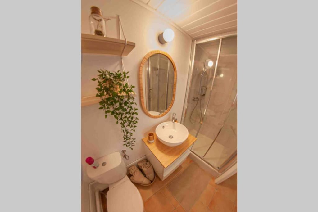 Charmant Studio/T2 Au Calme Avec Jardin Et Parking Fos-sur-Mer Dış mekan fotoğraf